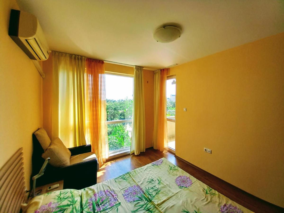 Seaview Apartment Butterfly Солнечный берег Экстерьер фото